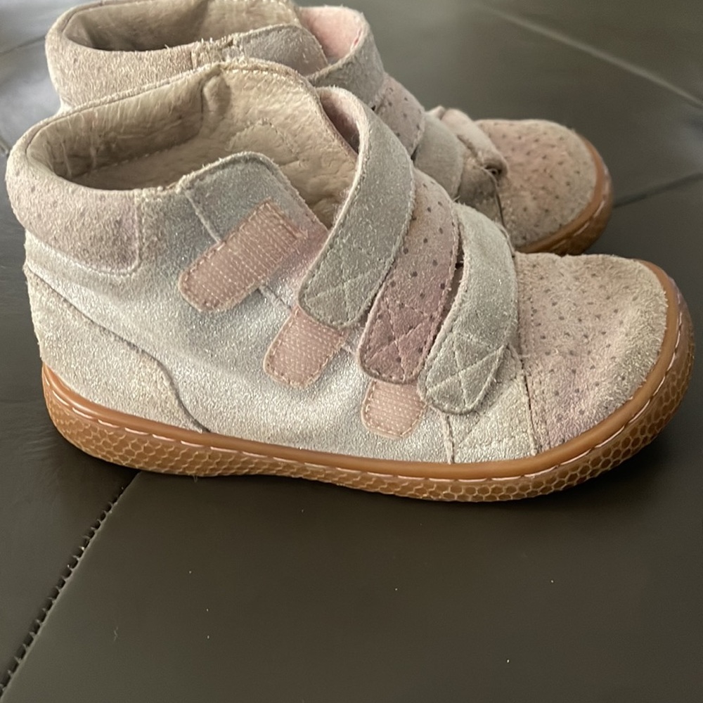 GUC - Livie & Luca - High Top Leather Velcro Sneakers - Toddler Girls’ 11